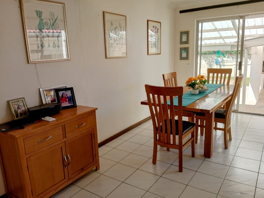 4 Bedroom Property for Sale in Gonubie Eastern Cape